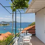Apartments Miskovic - Duplex One Bedroom Apartment With Balcony And Sea View West