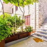 Apartment Maro