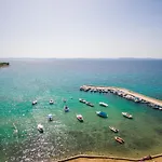 Apartment Marika-Near Queen Beach