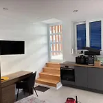 Fig Tree Apartment