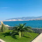Pool Apartment Antonia