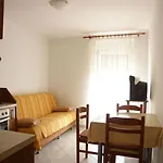 Apartments Srecko - Close To Center With Terrace