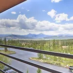 Silverthorne Condo With Resort Perks And Trail Access!