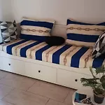 Cozy Robinson Crusoe-Style House