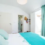 Jele Rooms 2