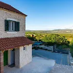 3 Bedroom Gorgeous Home In Benkovac