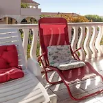 1 Bedroom Cozy Apartment In Vir
