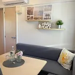 Gutti'S Mobilehome