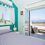 6 Bedroom Stunning Home In Lumbarda