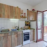 Amazing Home In Vela Luka With Kitchen