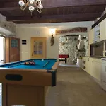 Gorgeous Home In Cara With Outdoor Swimming Pool
