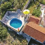 Nice Home In Oslje With Outdoor Swimming Pool