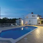 3 Bedroom Awesome Home In Pelegrin