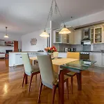 2 Bedroom Beautiful Apartment In Zadar