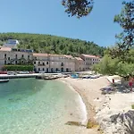 Amazing Home In Prigradice With Wifi