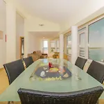 2 Bedroom Nice Home In Povljana