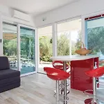 Nice Home In Dubrovnik With Kitchen