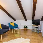 Nice Apartment In Dubrovnik With Kitchenette