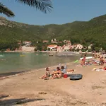4 Bedroom Lovely Home In Zuljana