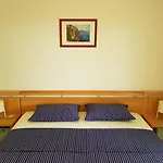 Apartments Mare - 50 M From Beach
