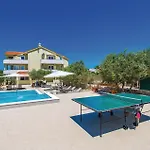 Stunning Apartment In Povljana