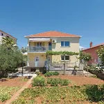 Stunning Home In Zadar With Kitchen
