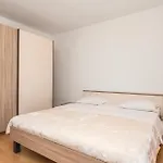 Pet Friendly Apartment In Povljana With Wifi