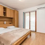 1 Bedroom Pet Friendly Apartment In Povljana