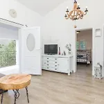 Amazing Home In Zdrelac With Wifi