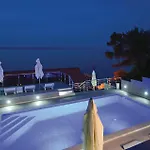 Amazing Apartment In Prigradica With Wifi