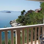 Apartments Desa - 10 M From The Beach