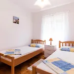 4 Bedroom Lovely Home In Privlaka