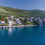 2 Bedroom Awesome Home In Dubrovnik
