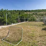 Lovely Home In Vid With Wifi