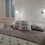 2 Bedroom Awesome Apartment In Ston