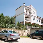 Amazing Apartment In Posedarje With Kitchen