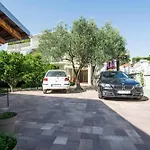 Apartments In Biograd Na Moru 8034