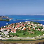 Amazing Apartment In Vrsi-Mulo With Kitchen