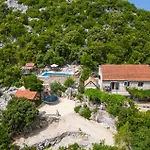 Amazing Home In Ploce With Sauna