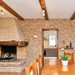 Pet Friendly Home In Bijeli Vir With Jacuzzi