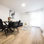 1 Bedroom Lovely Apartment In Zadar