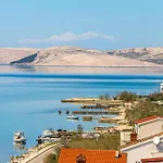 2 Bedroom Awesome Apartment In Pag