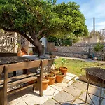 2 Bedroom Awesome Apartment In Pag