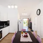 Gorgeous Apartment In Maslenica With Wifi
