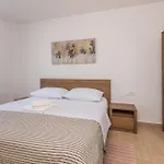 Lovely Home In Radosinovci With Wifi