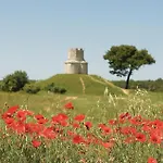 Beautiful Apartment In Nin With Wifi