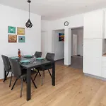 Cozy Apartment In Opuzen With Wifi