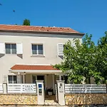 1 Bedroom Nice Home In Rogotin