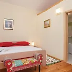 Awesome Home In Vela Luka With Wifi