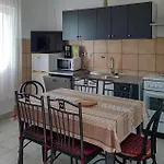 Lovely Apartment In Rovanjska With Kitchen